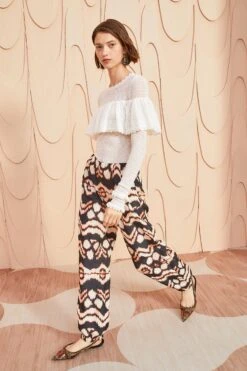 ULLA JOHNSON Augustina Pullover - Pristine 7 ULLA JOHNSON Augustina Pullover - Pristine -Olivia Fashion Shop ULLA JOHNSON Augustina Pullover PRISTINE 03