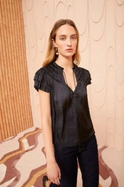 ULLA JOHNSON Eva Top - Noir -Olivia Fashion Shop ULLA JOHNSON Eva Top Noir 0086