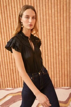 ULLA JOHNSON Eva Top - Noir -Olivia Fashion Shop ULLA JOHNSON Eva Top Noir 0137