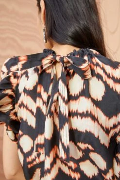 ULLA JOHNSON Iren Top - Obsidian -Olivia Fashion Shop ULLA JOHNSON Iren Top OBSIDIAN 03