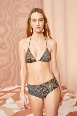 ULLA JOHNSON Jodi Bikini Bottom - Parrot 7 ULLA JOHNSON Jodi Bikini Bottom - Parrot -Olivia Fashion Shop ULLA JOHNSON JODI Bikini BOTTOM PARROT 04