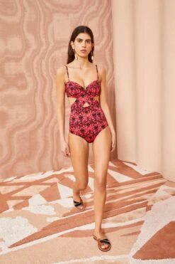 ULLA JOHNSON Luna Maillot - Wild Rose 9 ULLA JOHNSON Luna Maillot - Wild Rose -Olivia Fashion Shop ULLA JOHNSON Luna Maillot WILD ROSE 04