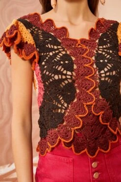 ULLA JOHNSON Magdalena Top - Pomegranate 7 ULLA JOHNSON Magdalena Top - Pomegranate -Olivia Fashion Shop ULLA JOHNSON Magdalena Top POMEGRANATE 02 ALT