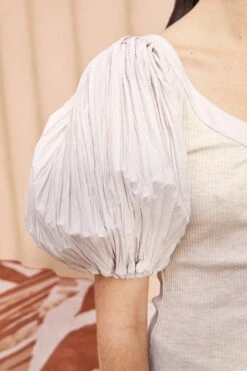 ULLA JOHNSON Marika Top - Cobblestone 9 ULLA JOHNSON Marika Top - Cobblestone -Olivia Fashion Shop ULLA JOHNSON Marika Top COBBLESTONE 05