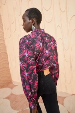 ULLA JOHNSON Marlie Blouse - Zinnia 8 ULLA JOHNSON Marlie Blouse - Zinnia -Olivia Fashion Shop ULLA JOHNSON Marlie Blouse ZINNIA 04