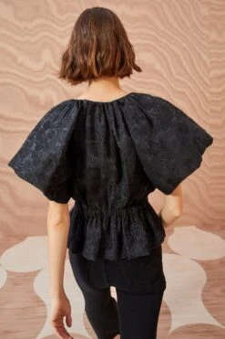 ULLA JOHNSON Mirabelle Top - Noir 8 ULLA JOHNSON Mirabelle Top - Noir -Olivia Fashion Shop ULLA JOHNSON Mirabelle Top NOIR 04