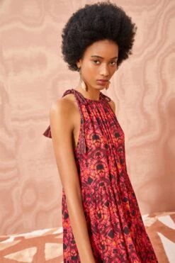 ULLA JOHNSON Ottavia Coverup - Wild Rose 7 ULLA JOHNSON Ottavia Coverup - Wild Rose -Olivia Fashion Shop ULLA JOHNSON Ottavia Coverup WILD ROSE 03