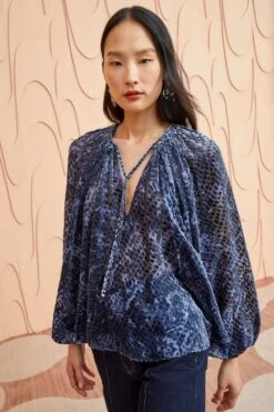 ULLA JOHNSON Pauline Blouse - Marine -Olivia Fashion Shop ULLA JOHNSON Pauline Blouse MARINE 0039