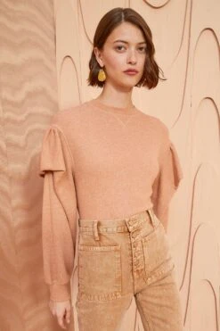 ULLA JOHNSON Pilar Pullover - Resin 7 ULLA JOHNSON Pilar Pullover - Resin -Olivia Fashion Shop ULLA JOHNSON Pilar Pullover RESIN 03