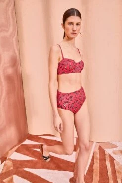 ULLA JOHNSON Zahara Bikini Top - Poppy Floral 8 ULLA JOHNSON Zahara Bikini Top - Poppy Floral -Olivia Fashion Shop ULLA JOHNSON Zahara Bikini TOP POPPY FLORAL 04